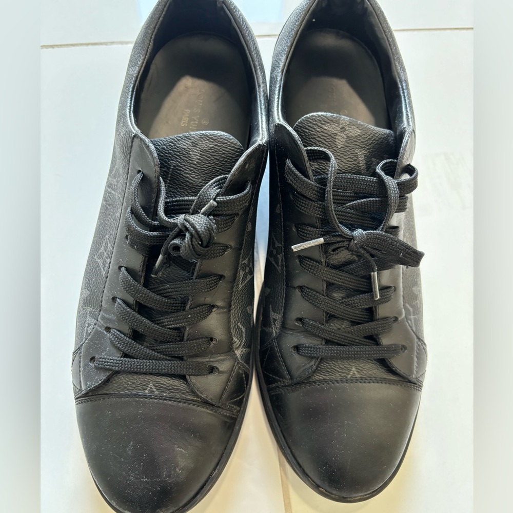 Very lightly worn Louis Vuitton men’s shoes